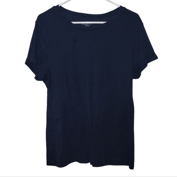 "Perfect" Size XL T-shirt 👕 - Picture 2 of 5